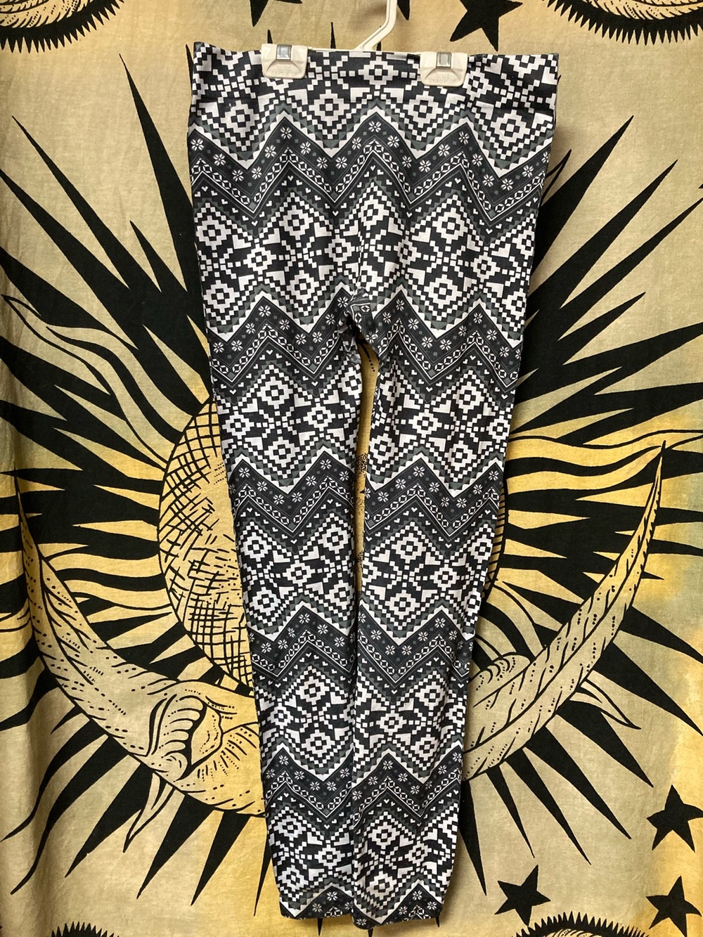 Black & White Geometric Print Leggings